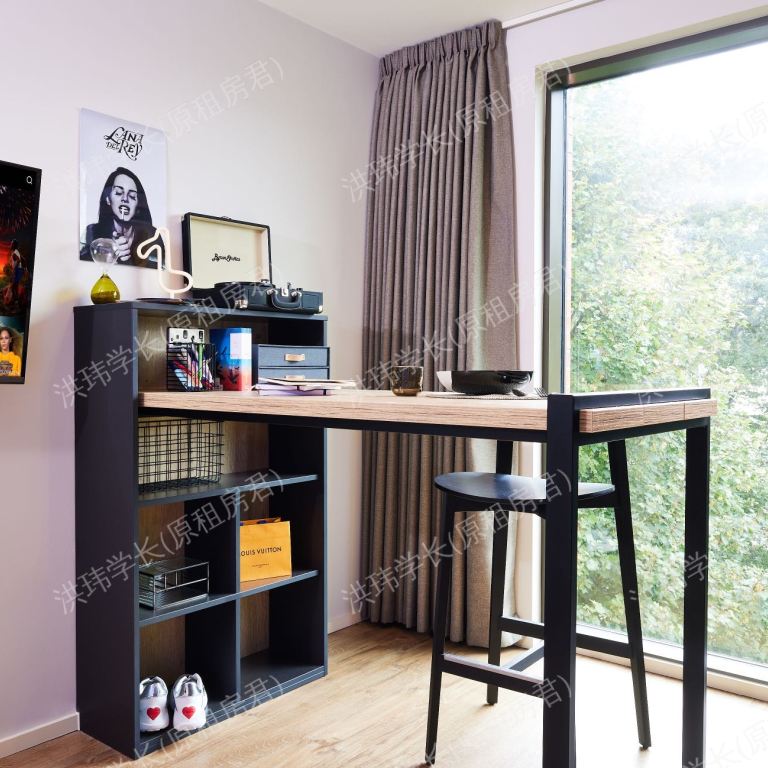 rooms picture