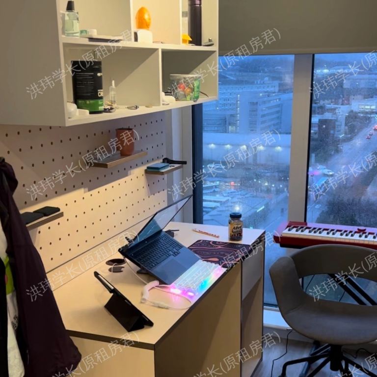 rooms picture