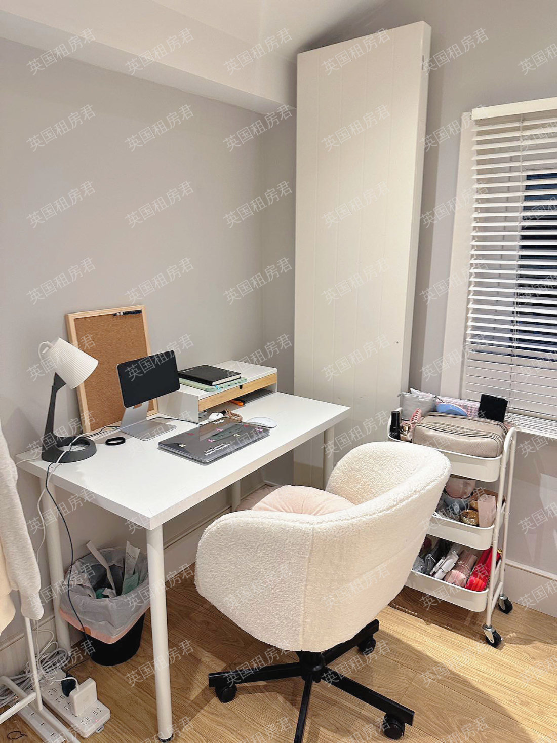 First Floor Flat，118 Edith Road公寓