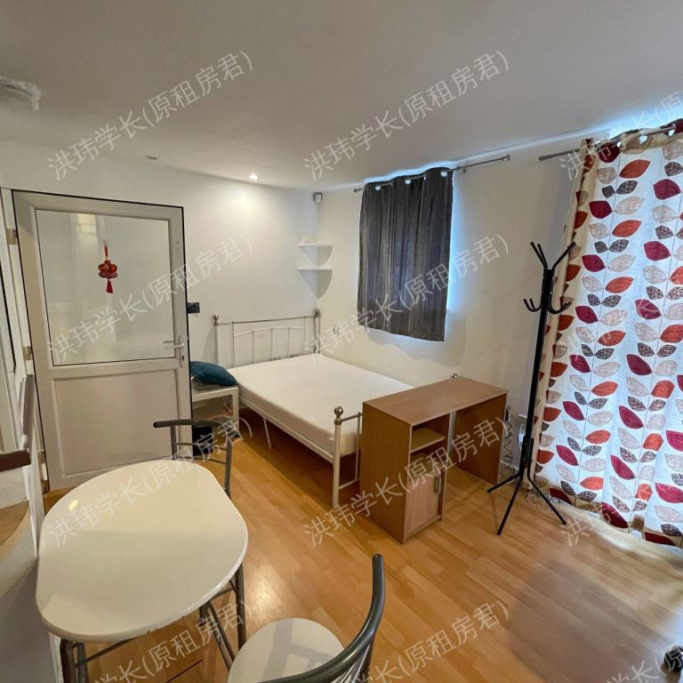 rooms picture