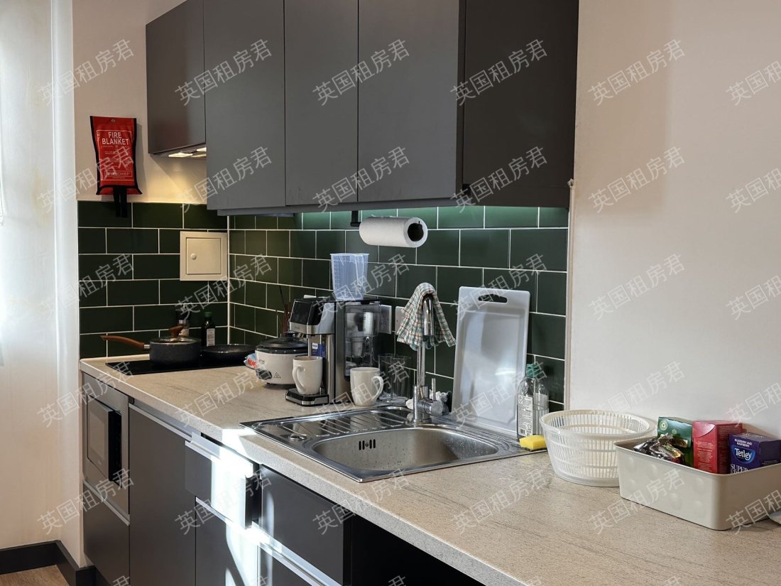 Leonardo building公寓