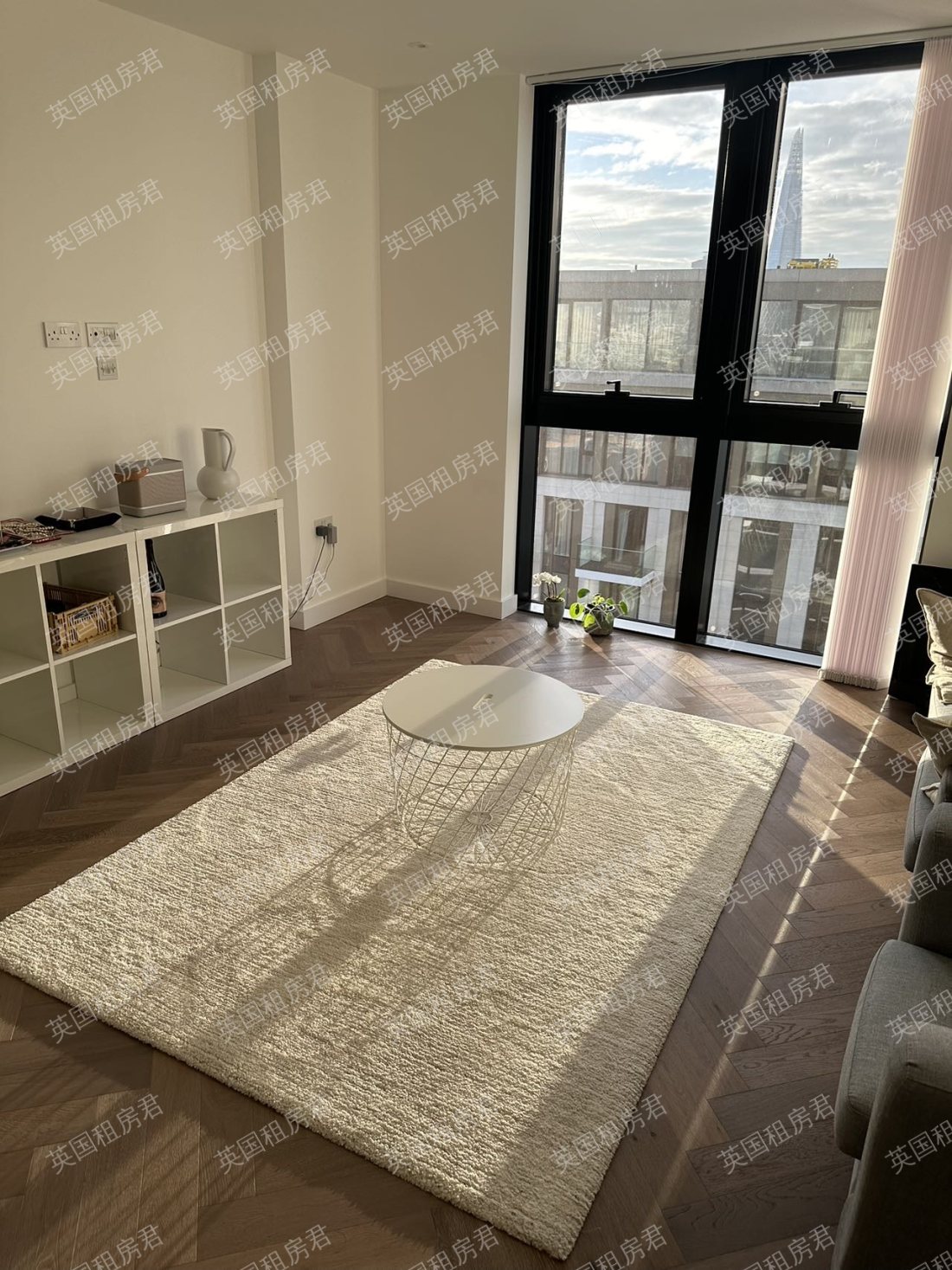 23 Gauging square 公寓