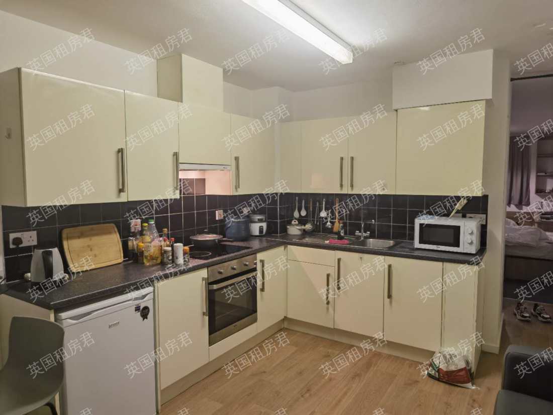 Emily Bowes Court公寓