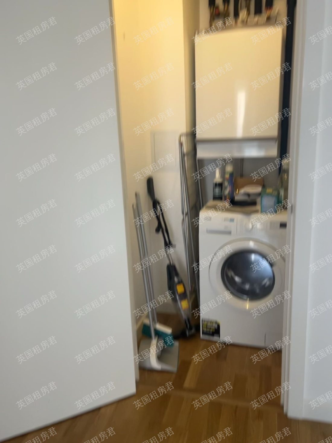 Waterford Court公寓