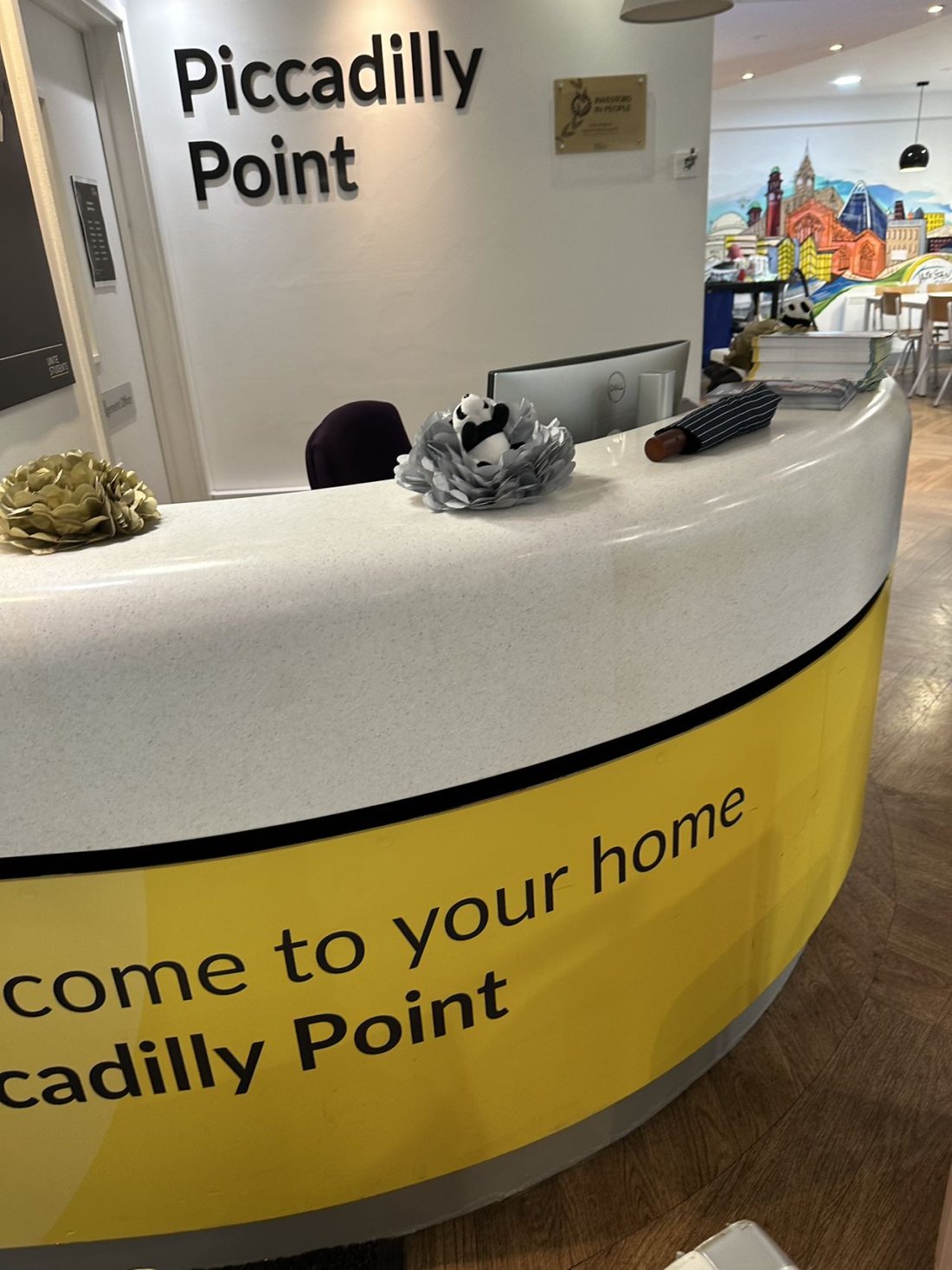 Piccadilly Point公寓