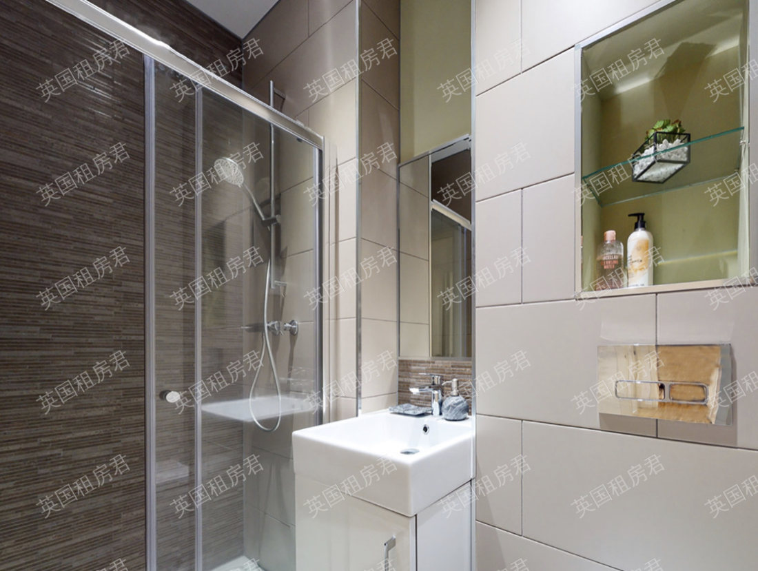 Q One Residence公寓