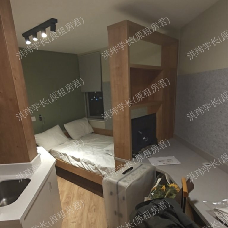 rooms picture