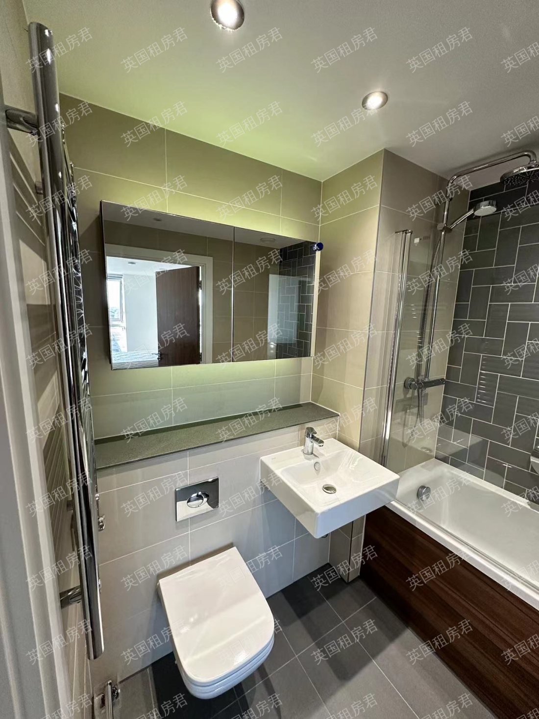 Thames Quarter公寓