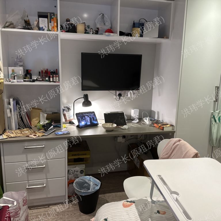rooms picture