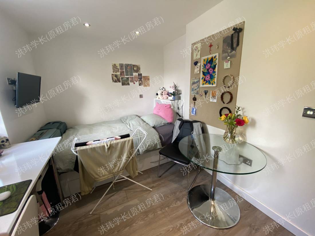 rooms picture