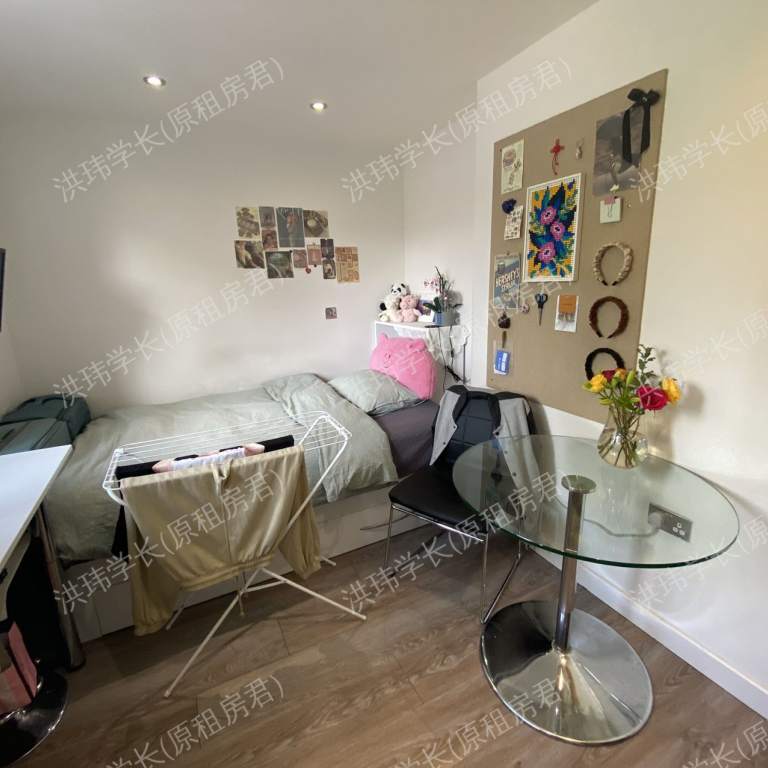 rooms picture