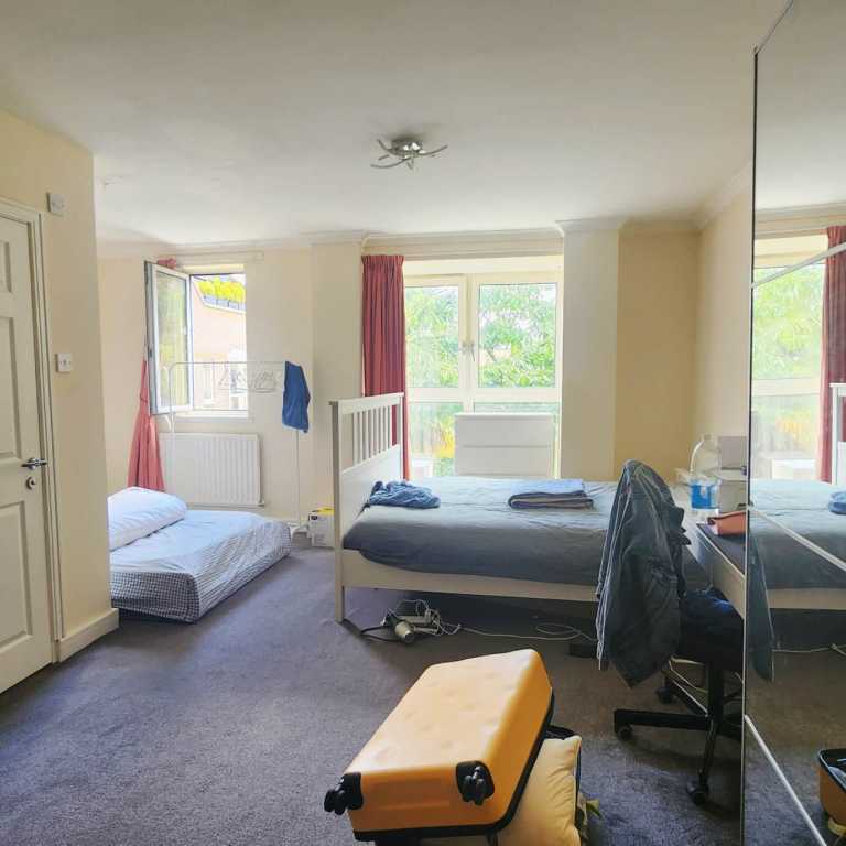 rooms picture