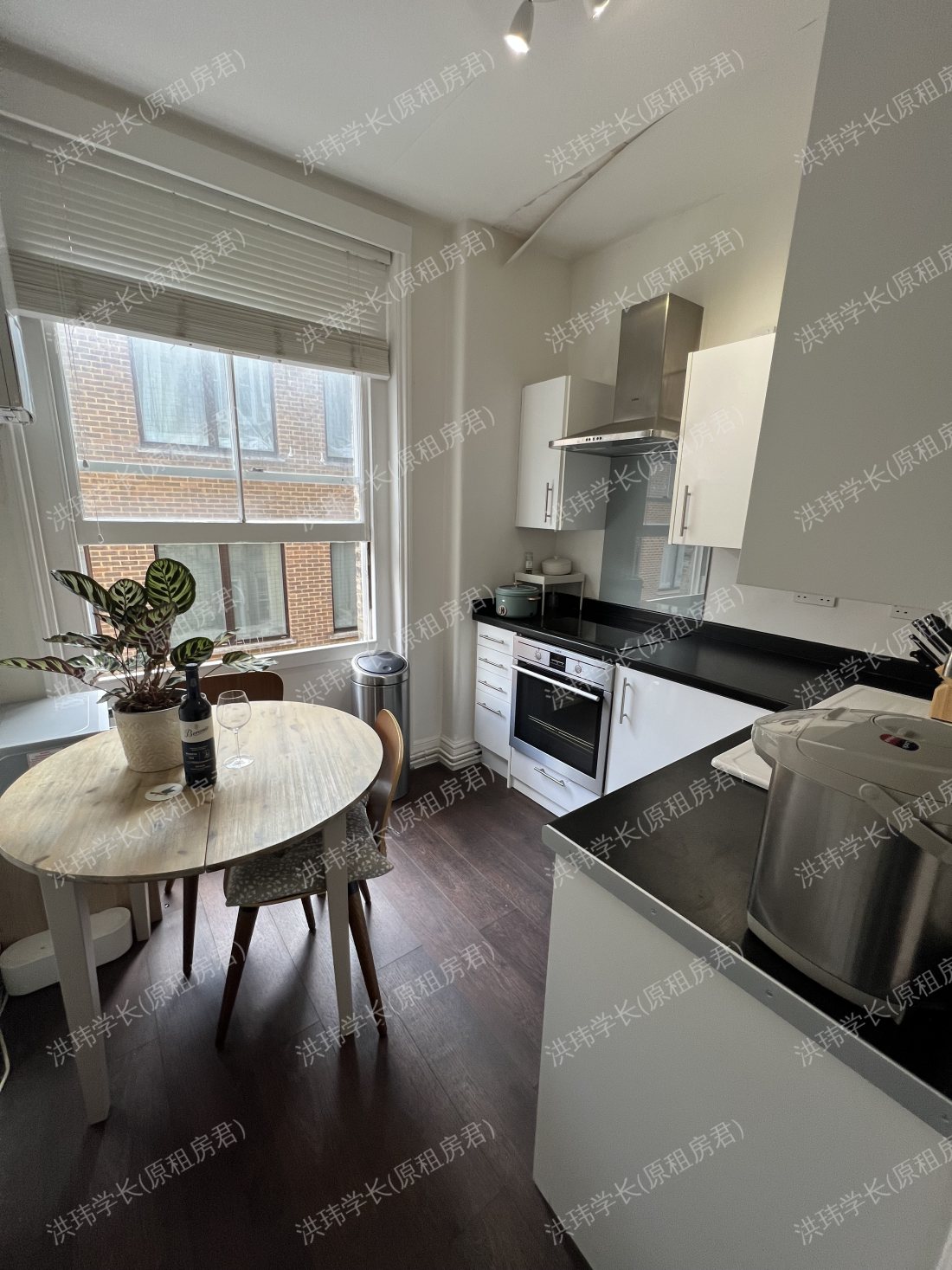 Westminster mansions公寓