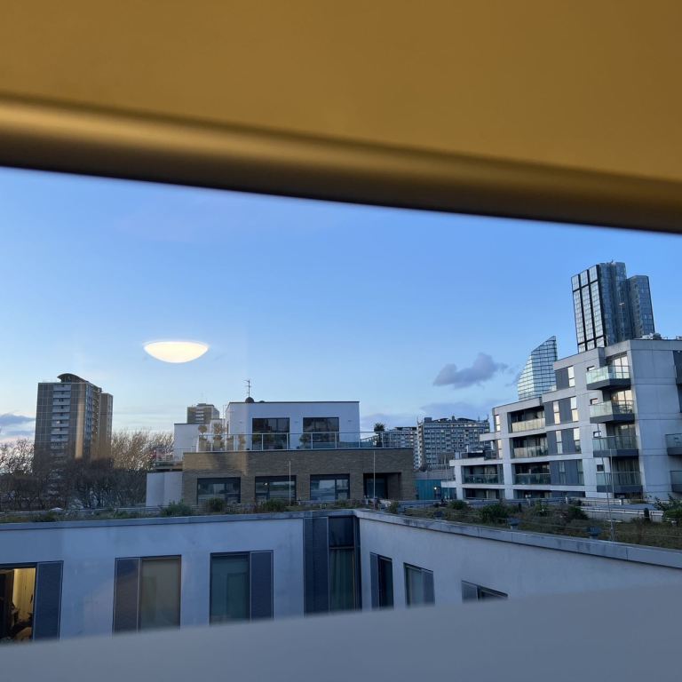 IQ City student accommodation 转租