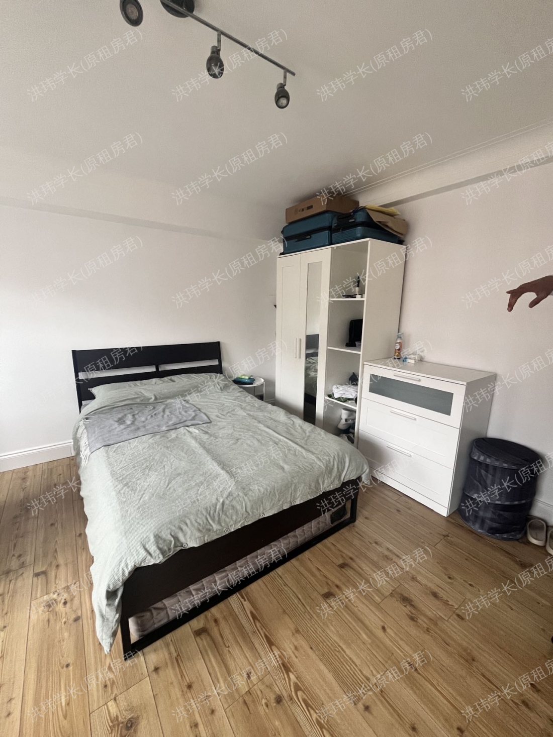 rooms picture