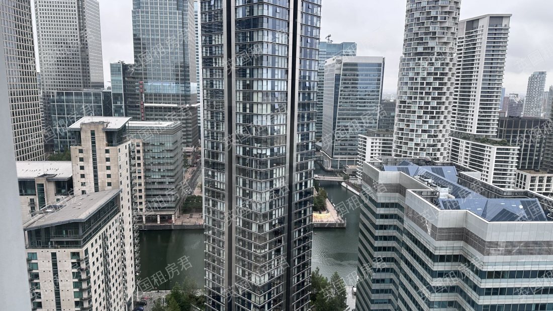 Pan Peninsula Square公寓