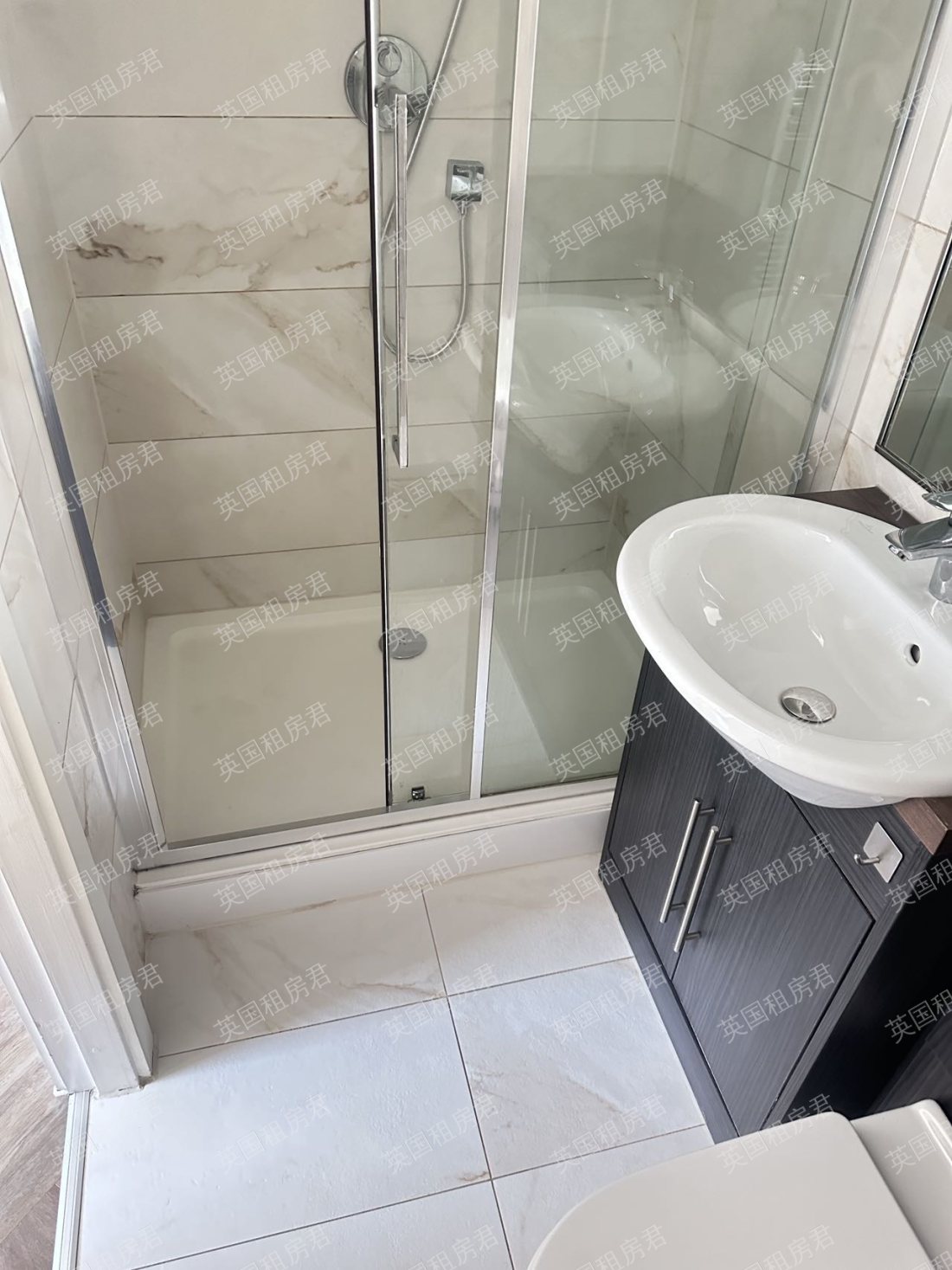 Live Oasis Wade Lane公寓