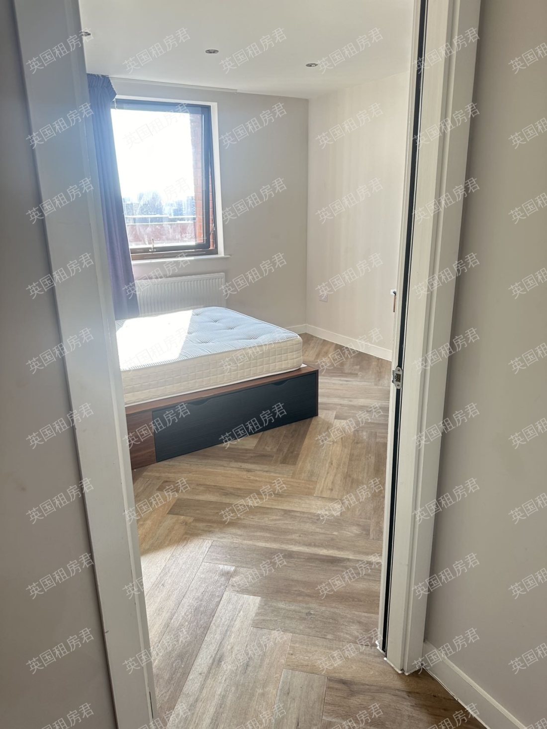 Live Oasis Wade Lane公寓