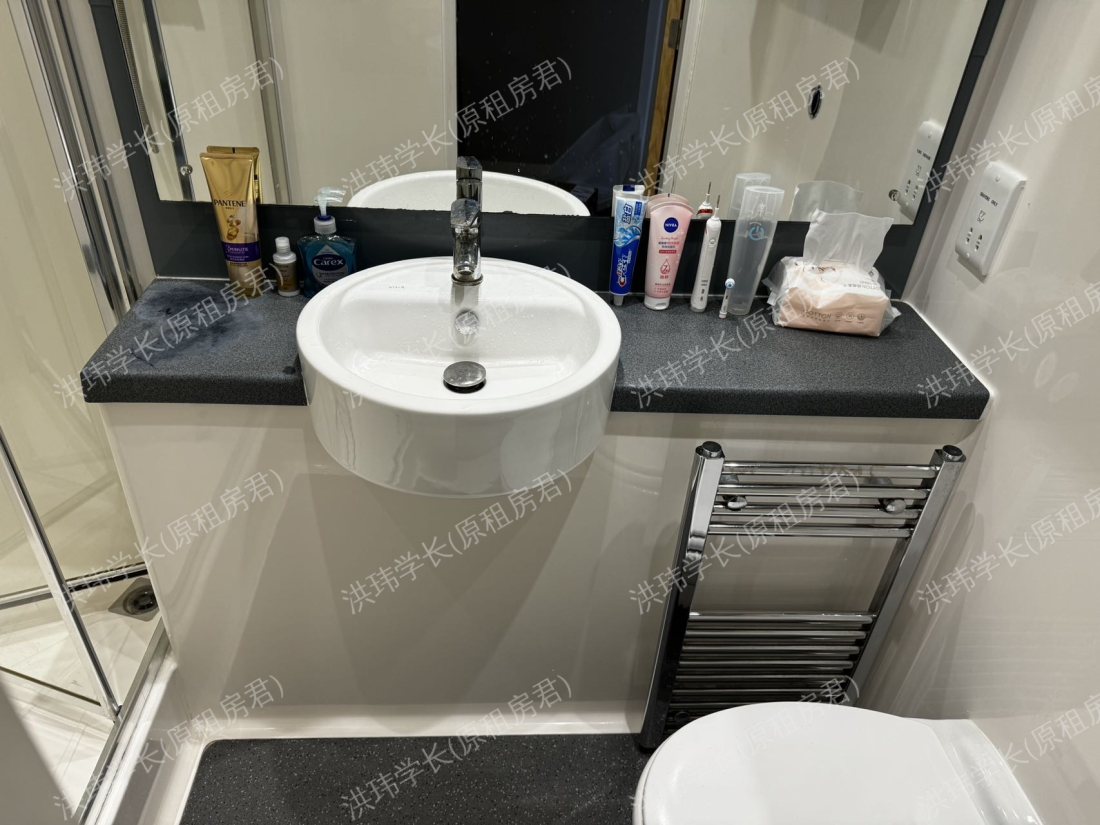 Mannequin house 公寓