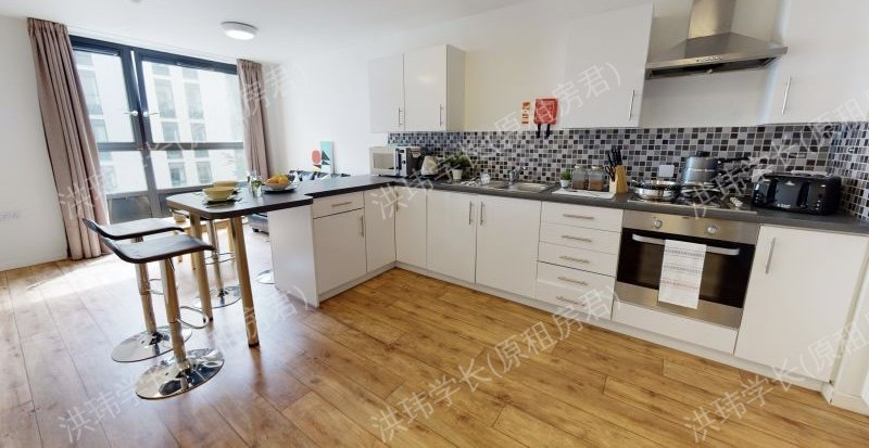 iQ Sterling Court 公寓