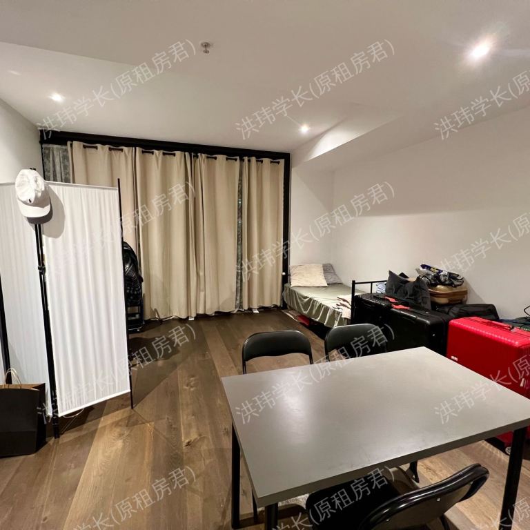 rooms picture