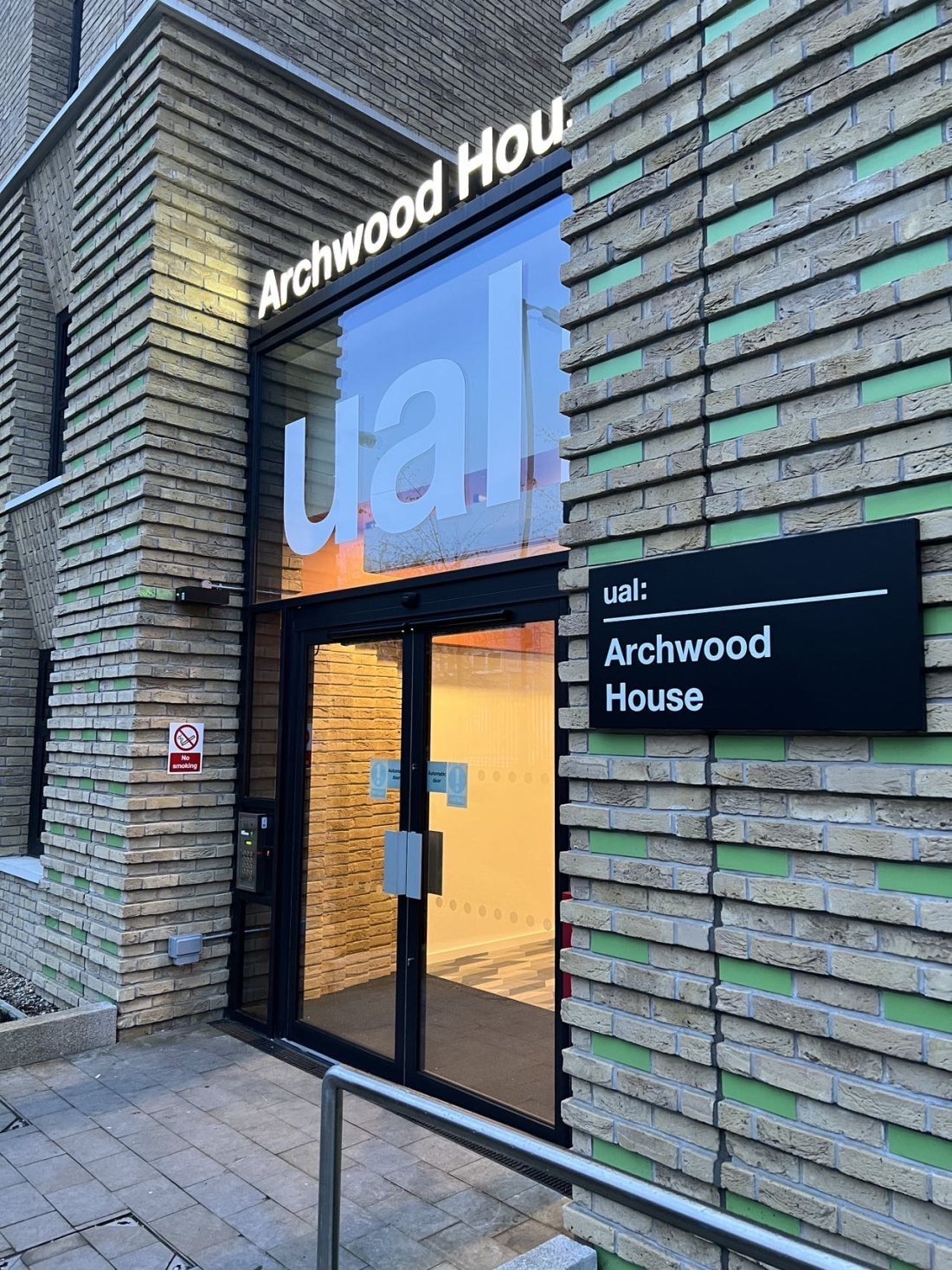 Archwood house公寓