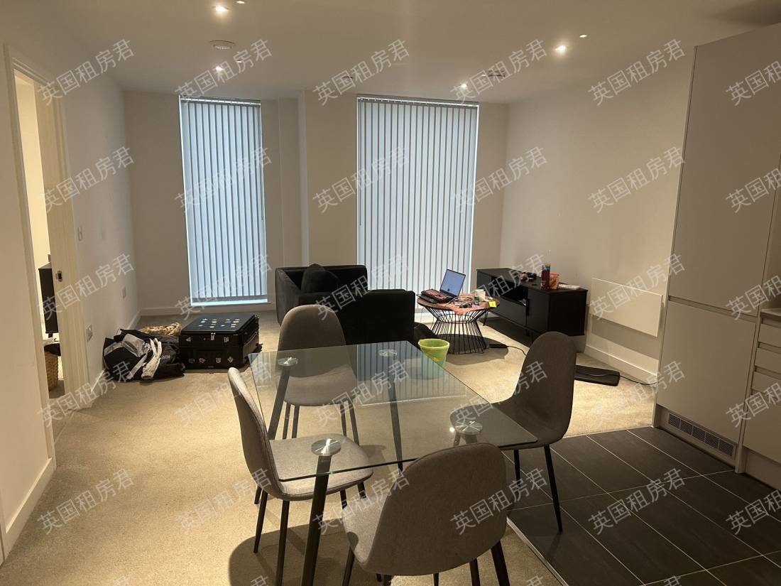 Burlington Square公寓