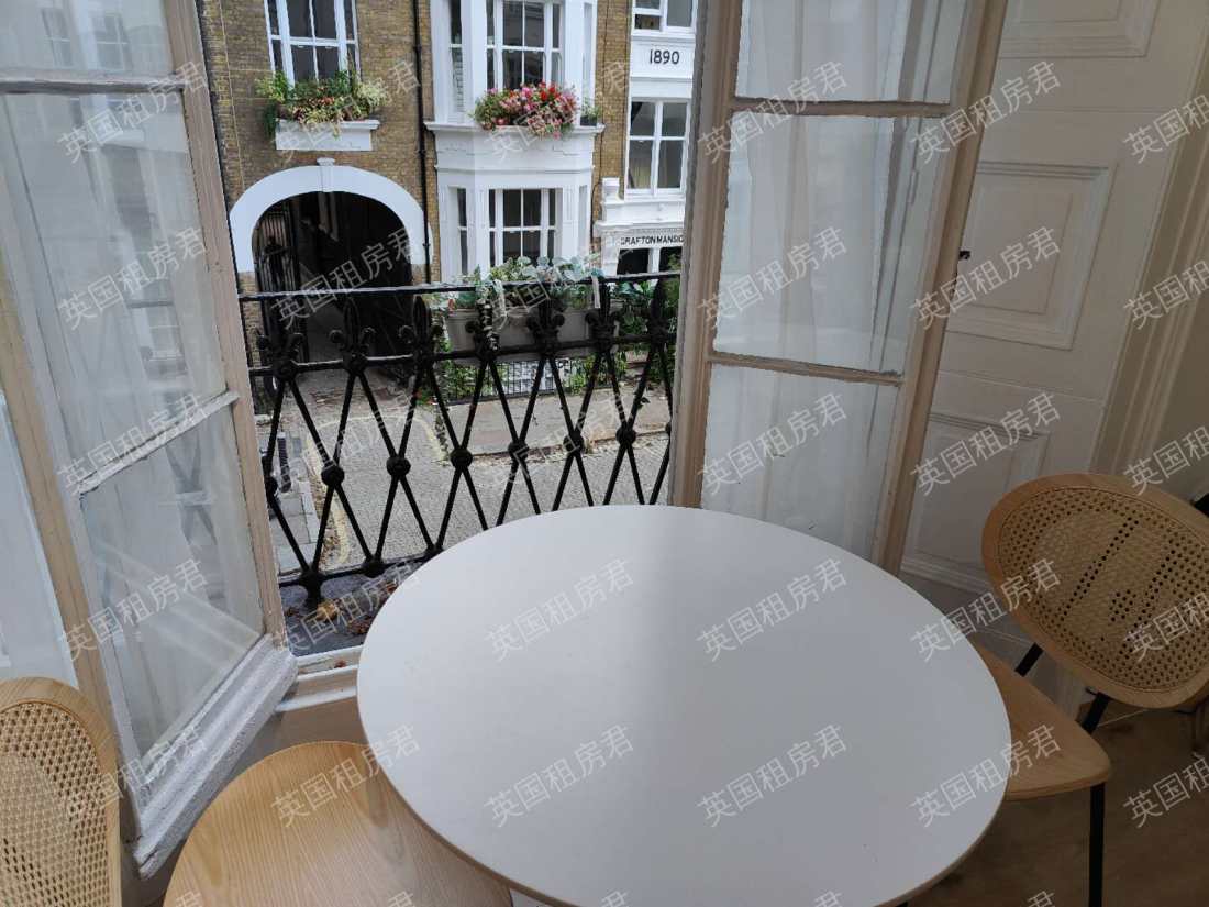 fist floor of 4 duke road公寓