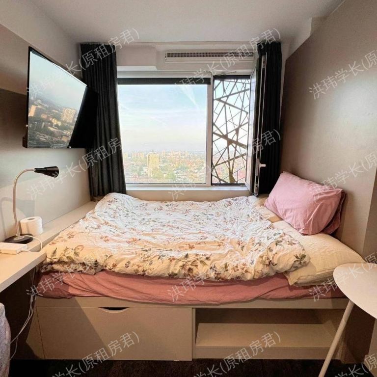 rooms picture