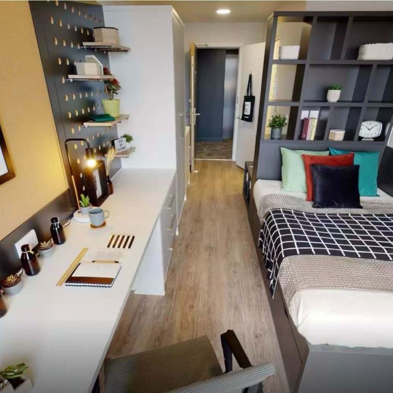 rooms picture