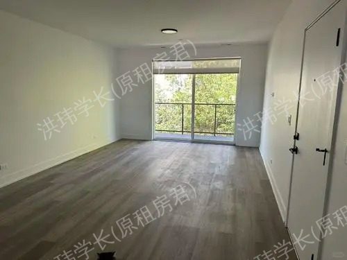 2030 Greenwood St Apartments公寓