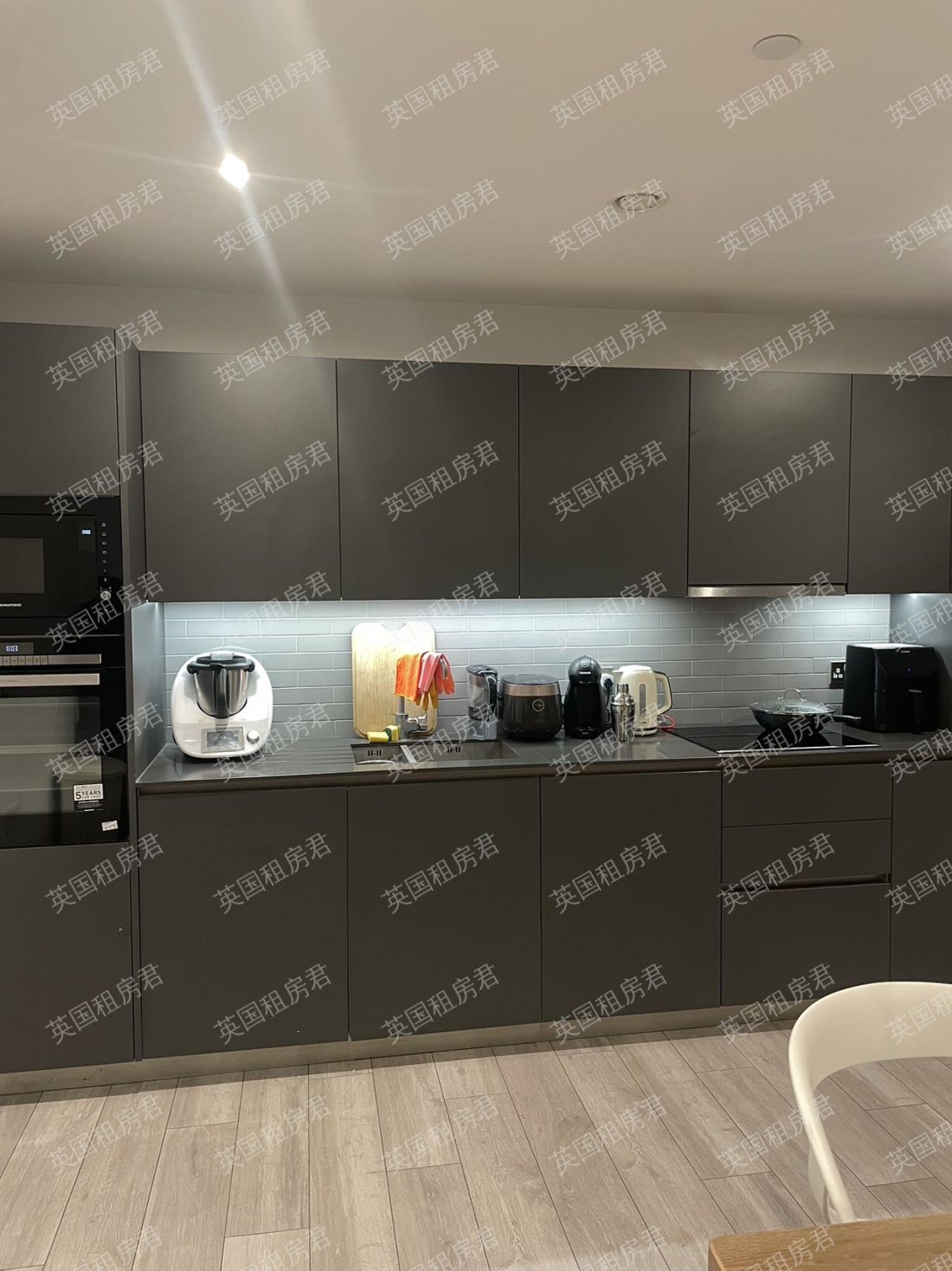 Park central east 公寓