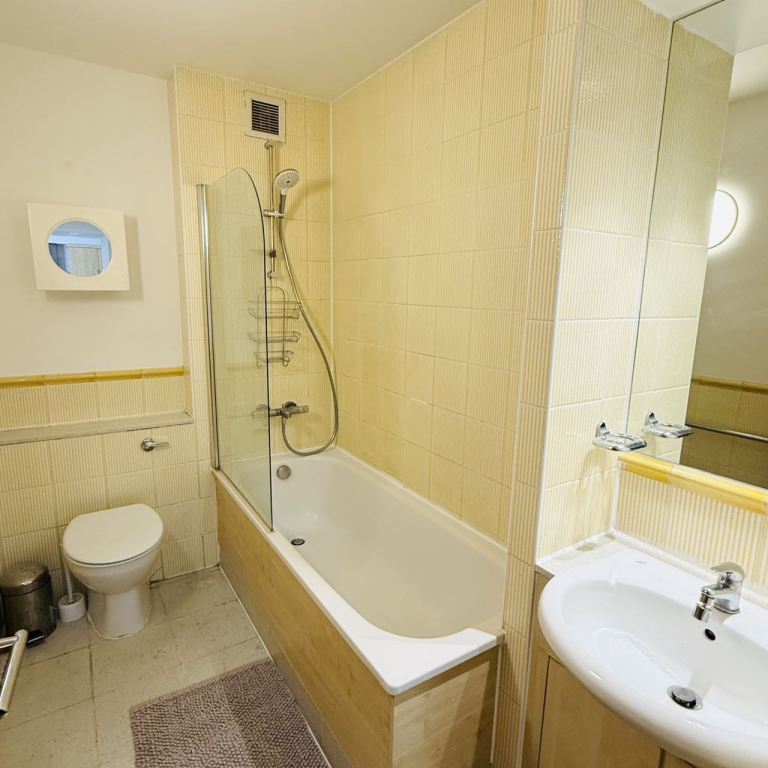 rooms picture