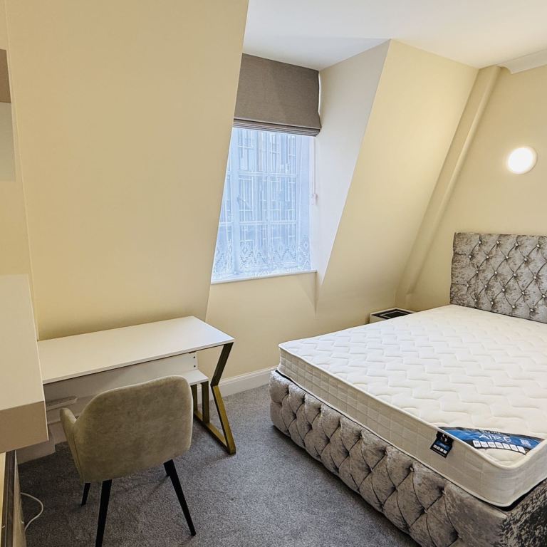 rooms picture