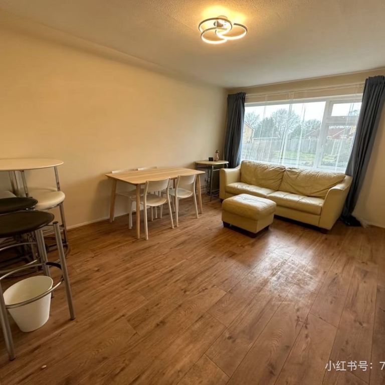 rooms picture