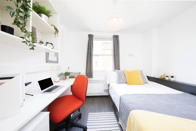 rooms picture