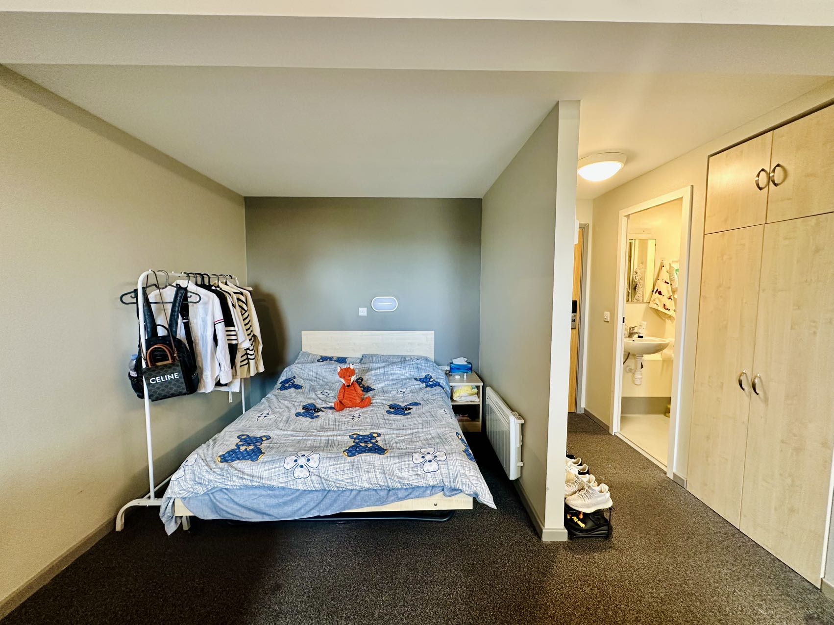 Find House to rent in Guilford