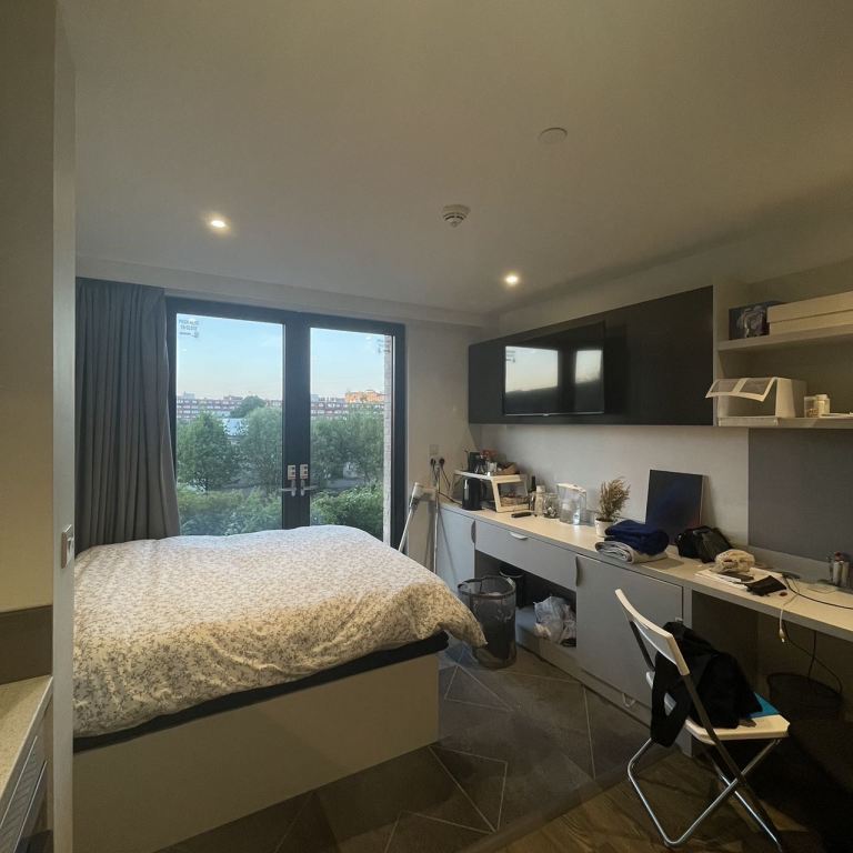 rooms picture