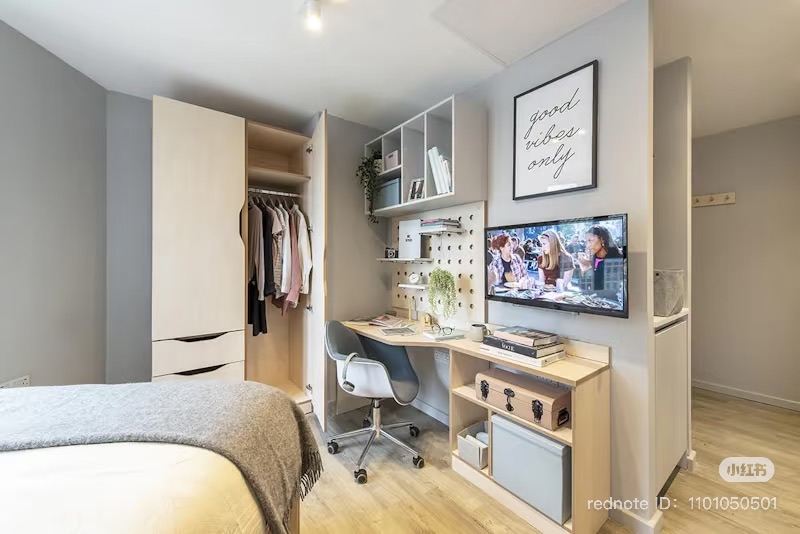 rooms picture