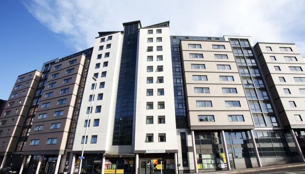Find 2B1B (2 Bedrooms 1 Bedroom) to rent in Leeds