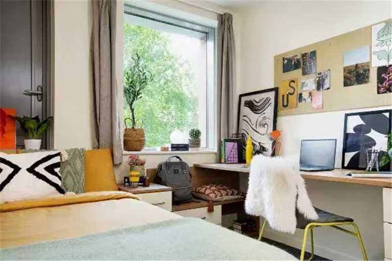 rooms picture