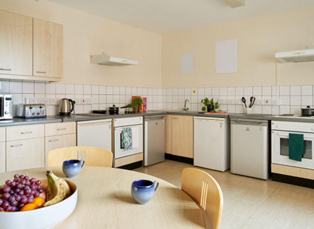 Pendle college bedroom with en-suite 公寓