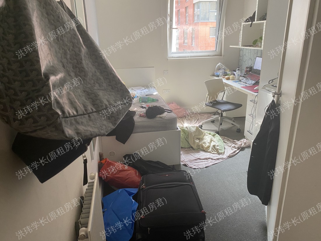 The costume store公寓