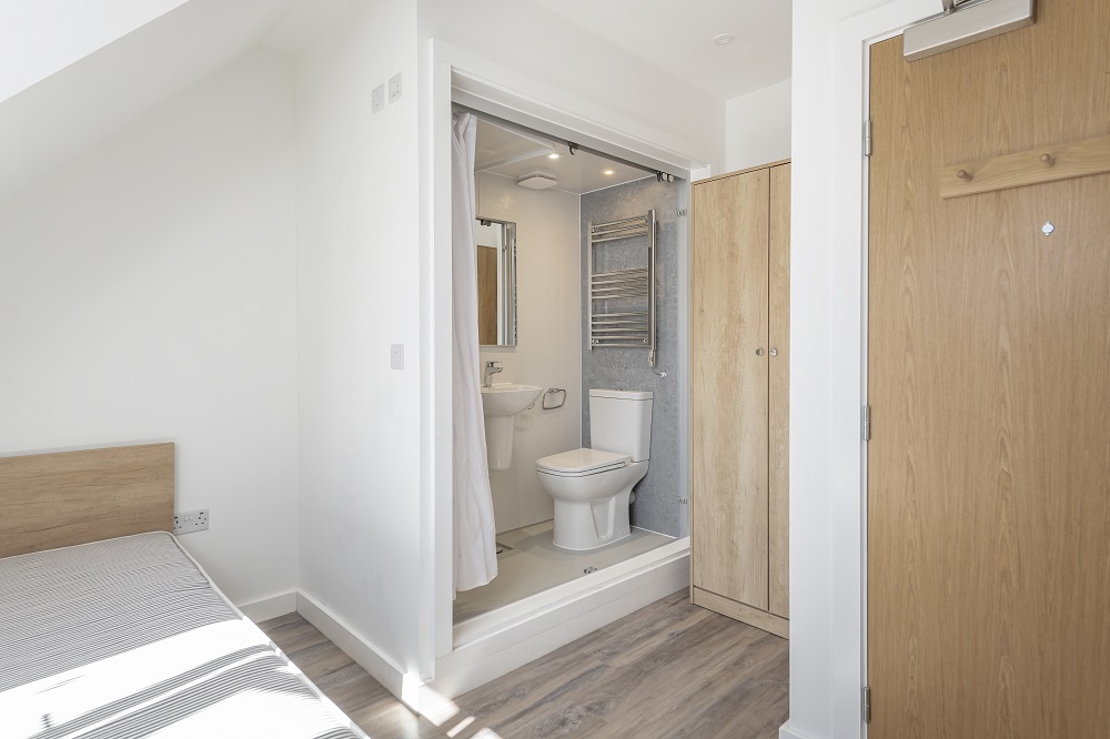Find 2B1B (2 Bedrooms 1 Bedroom) to rent in Bristol