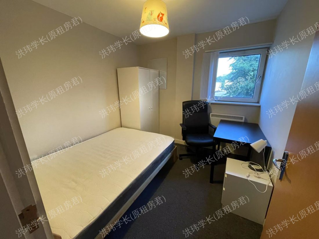 321 Stretford Rd公寓