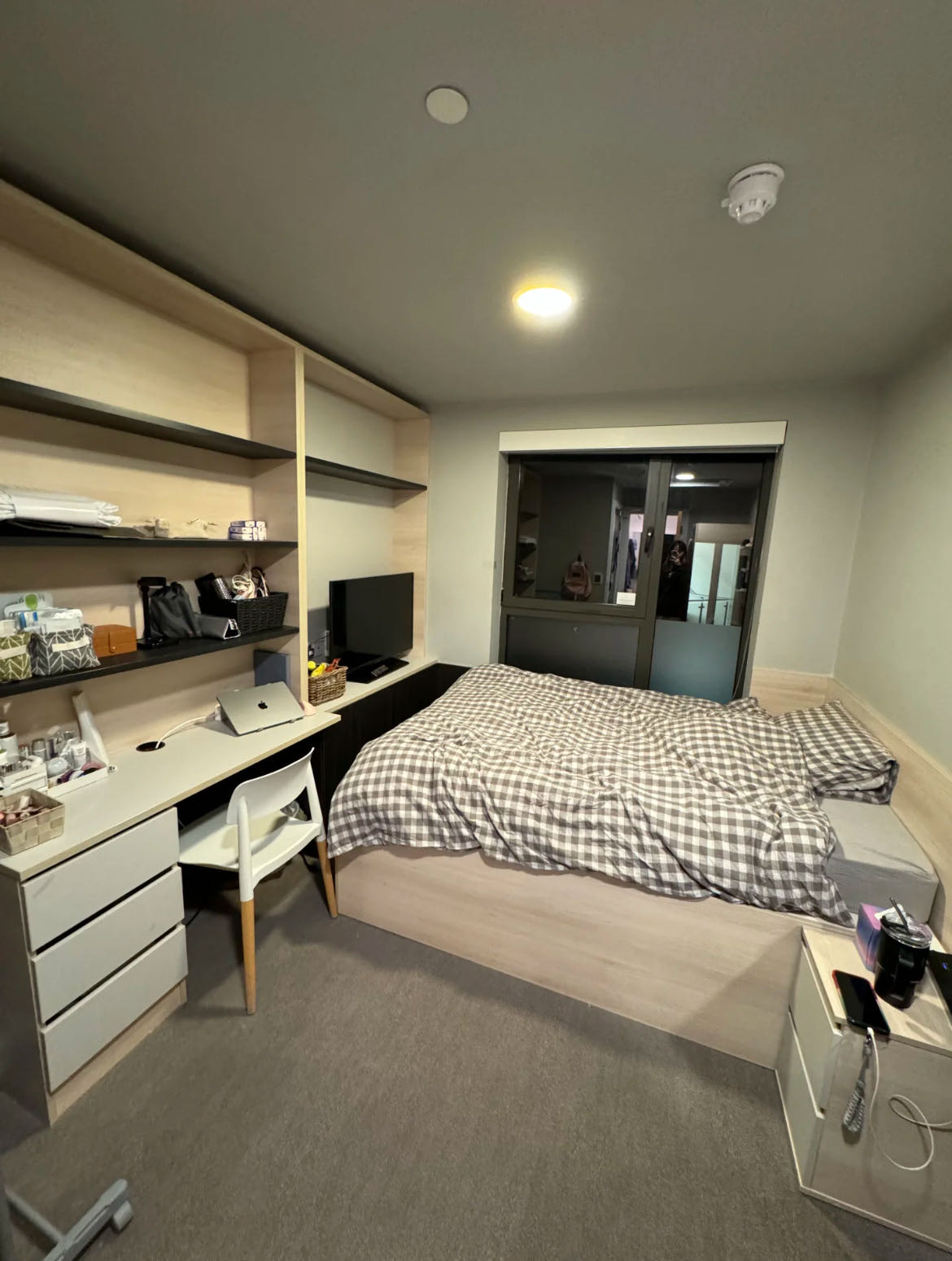 Crown House转租
