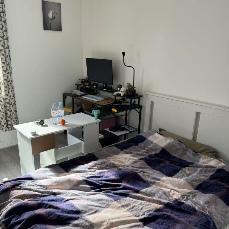 rooms picture