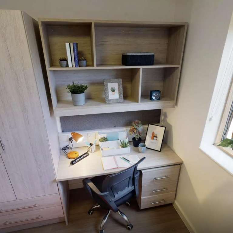 rooms picture