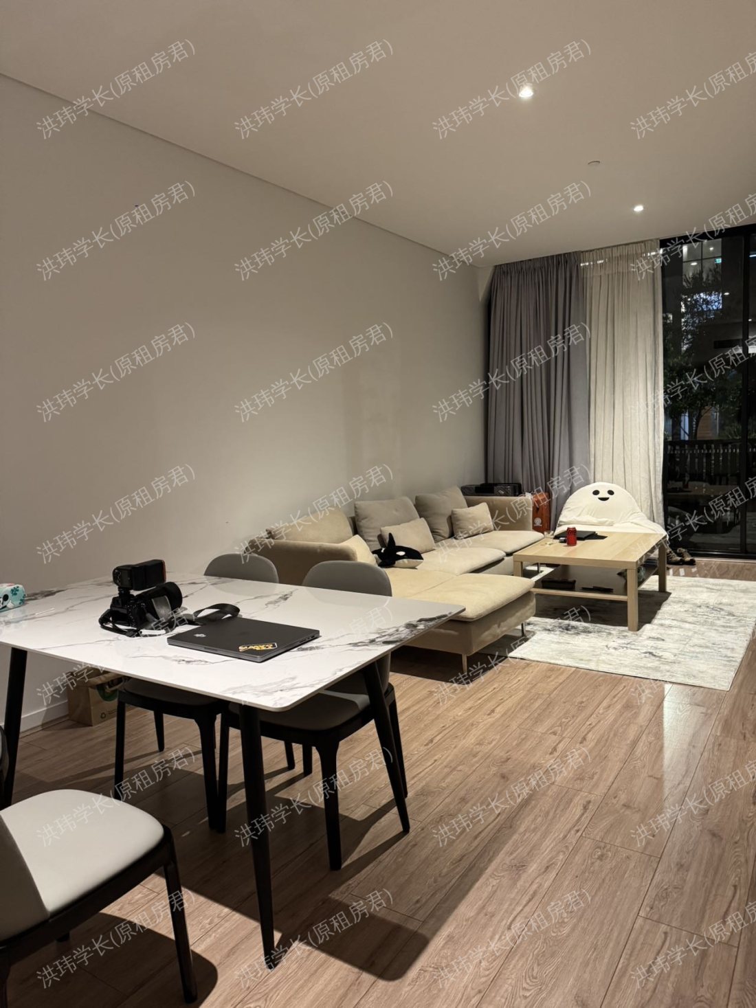 rooms picture