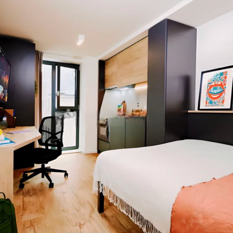 rooms picture
